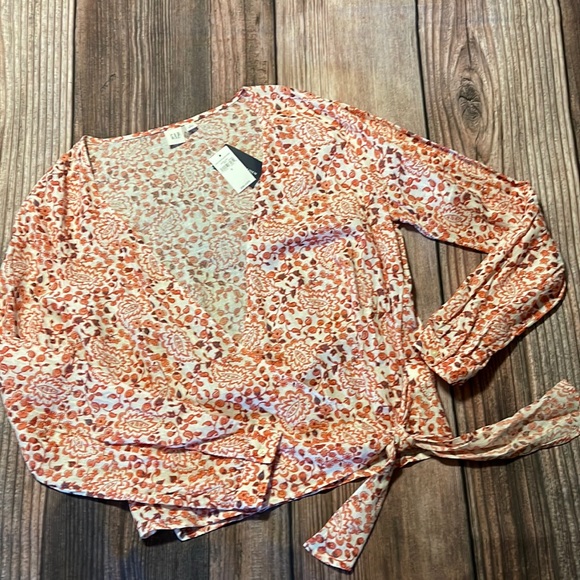 Gap BNWT Linen Wrap Top - Picture 1 of 5